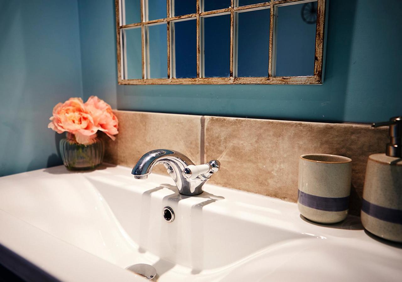 Boutique Fisherman'S Cottage In Old Town スカーバラ エクステリア 写真